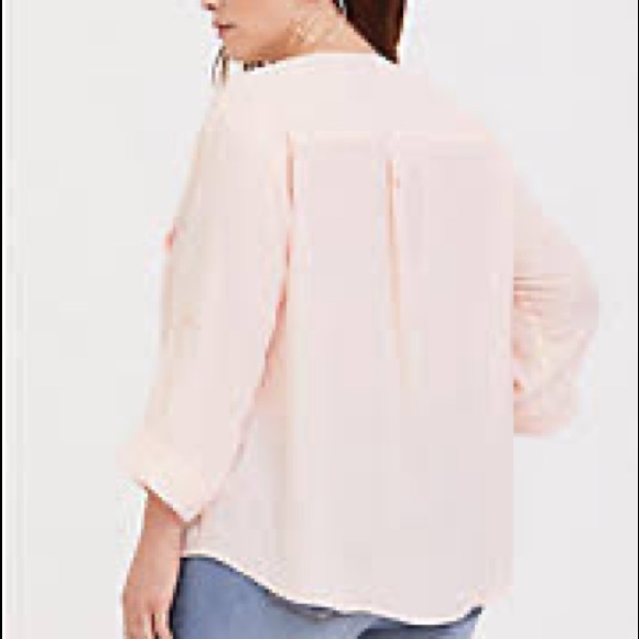 Torrid Georgette blush pink blouse size 0 L - Picture 3 of 10